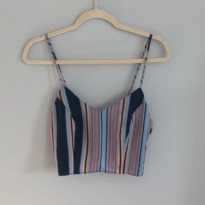 Lulu‘s cropped tank top